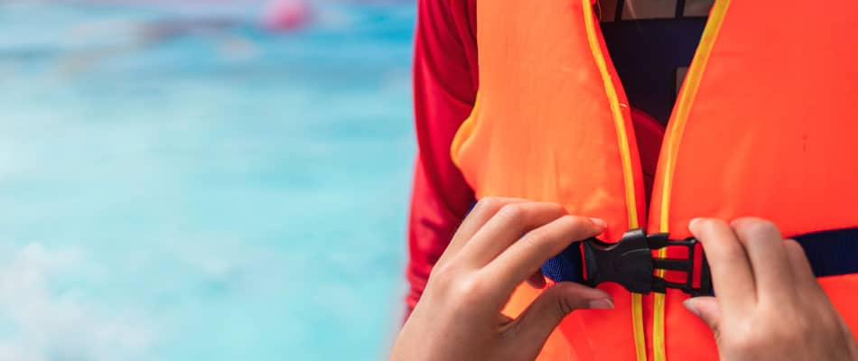 BOATER SAFETY COURSE AND OPERATOR LICENSE