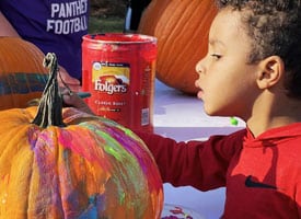 Pumpkin Decorating Class hosted by PAG for Parade of Pumpkins