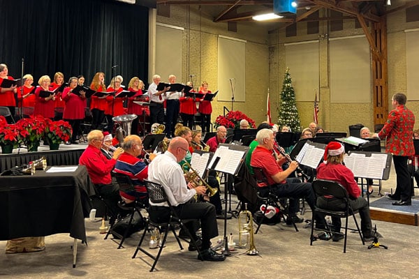 Christmas Concert by Prattville Community Chorus and Pops