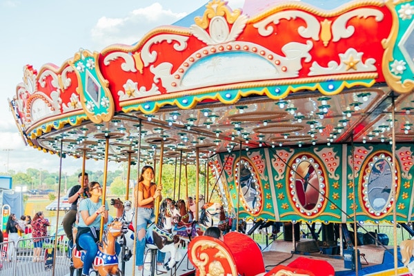 Christmas In Prattville Carousel Rides
